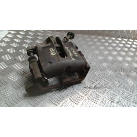 Etrier avant droit (freinage) RENAULT SCENIC 1 PHASE 2 d’occasion
