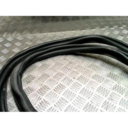Joint de coffre RENAULT CLIO 4 PHASE 2 d’occasion