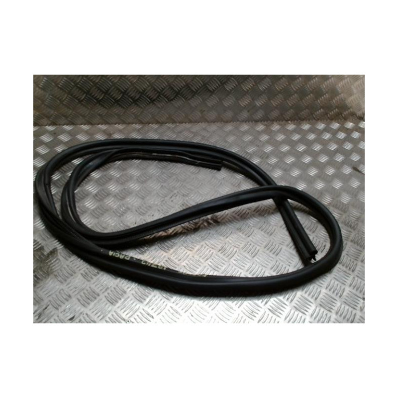 Joint de coffre DACIA SANDERO 2 PHASE 2 d’occasion