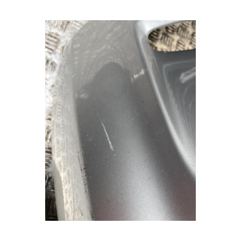 Pare choc avant FORD FIESTA 6 PHASE 1 d’occasion