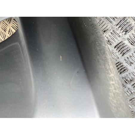 Pare choc avant FORD FIESTA 6 PHASE 1 d’occasion