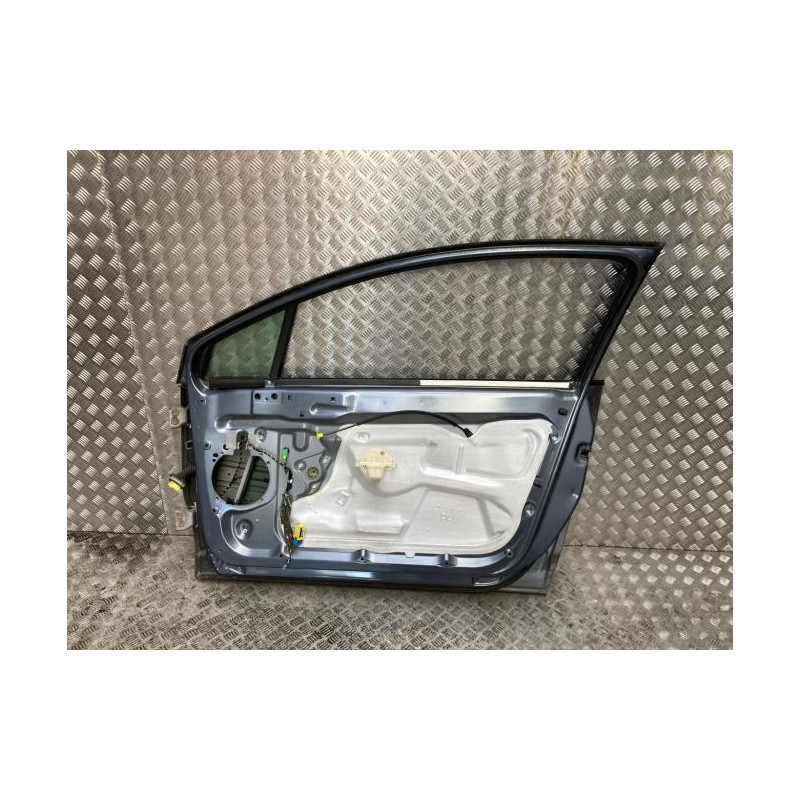 Porte avant droit CITROEN C4 1 PHASE 1 COUPE d’occasion