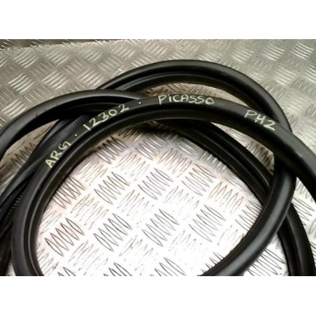 Joint de porte arriere gauche CITROEN C3 PICASSO PHASE 2 d’occasion