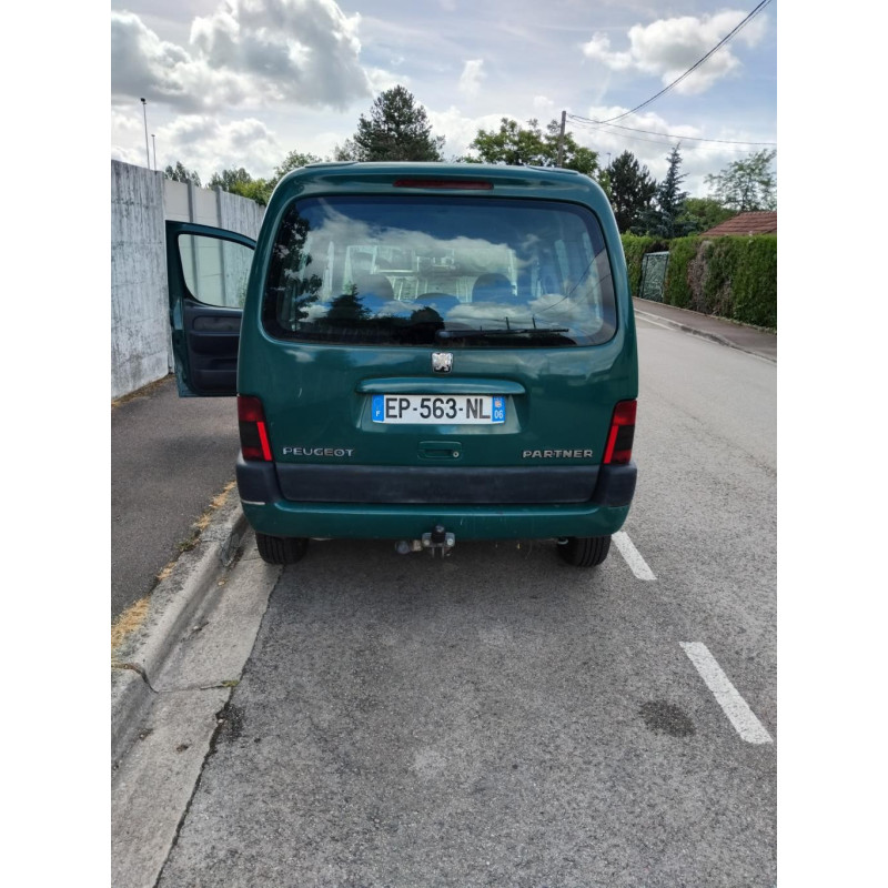 Platine feu arriere gauche PEUGEOT PARTNER 1 PHASE 1 d’occasion