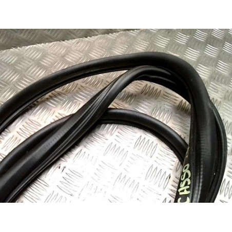 Joint de porte arriere gauche CITROEN C3 PICASSO PHASE 1 d’occasion