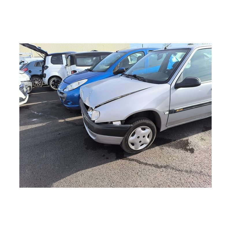 Etrier avant droit (freinage) CITROEN SAXO PHASE 1 d’occasion