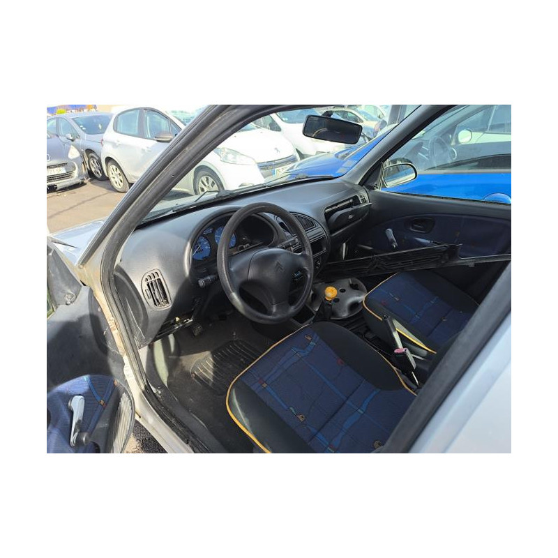 Etrier avant droit (freinage) CITROEN SAXO PHASE 1 d’occasion