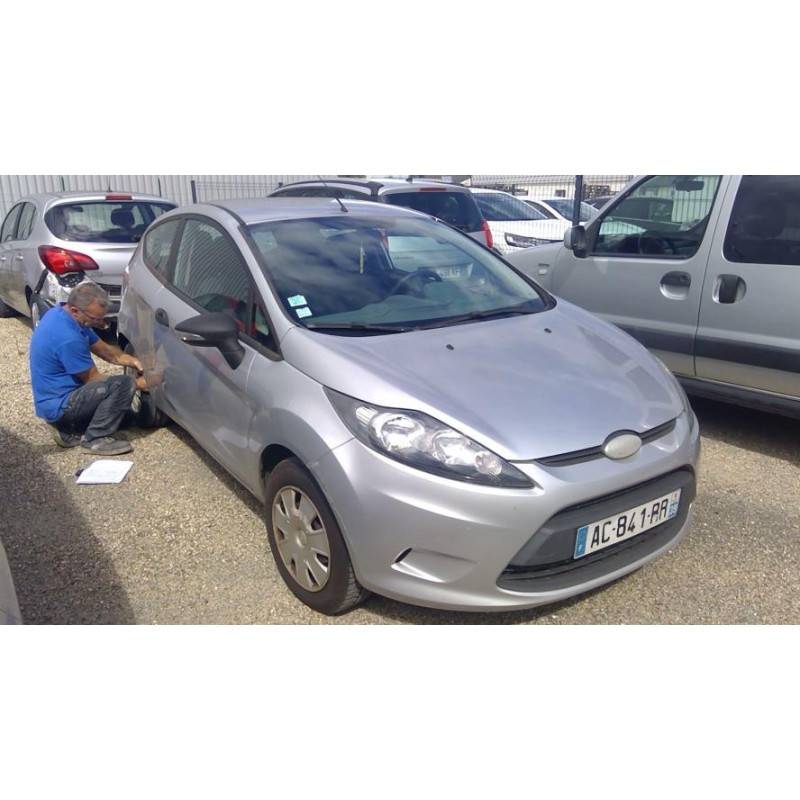 Platine feu arriere gauche FORD FIESTA 6 PHASE 1 d’occasion