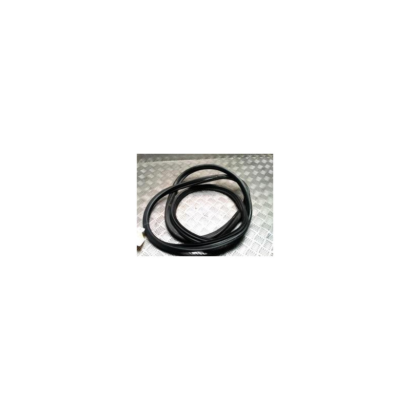 Joint de porte avant droite CITROEN BERLINGO 1 PHASE 1 d’occasion
