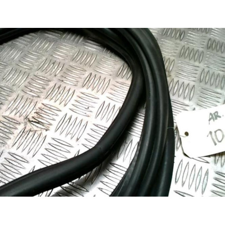 Joint de coffre VOLKSWAGEN GOLF 4 d’occasion