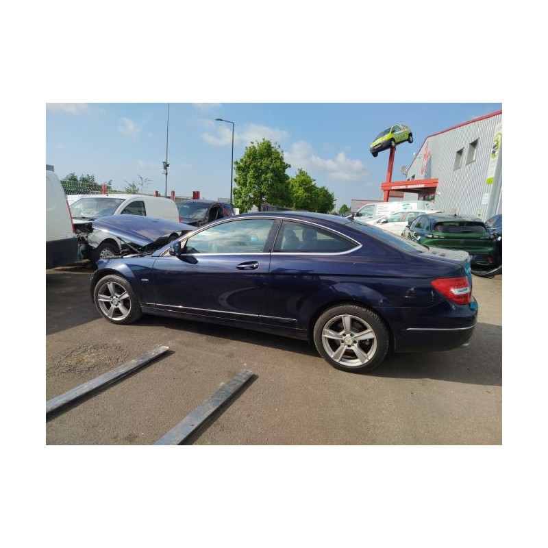 Joint de porte avant droite MERCEDES CLASSE C 204 PHASE 2 COUPE d’occasion