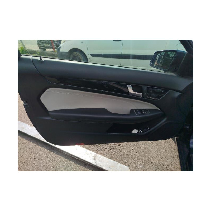 Joint de porte avant droite MERCEDES CLASSE C 204 PHASE 2 COUPE d’occasion