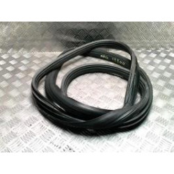 Joint de porte arriere gauche MERCEDES CLASSE M 163 PHASE 2 d’occasion