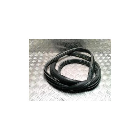 Joint de porte arriere gauche MERCEDES CLASSE M 163 PHASE 2 d’occasion