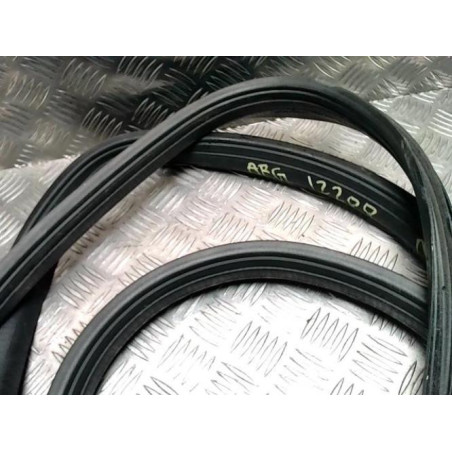 Joint de porte arriere gauche MERCEDES CLASSE M 163 PHASE 2 d’occasion