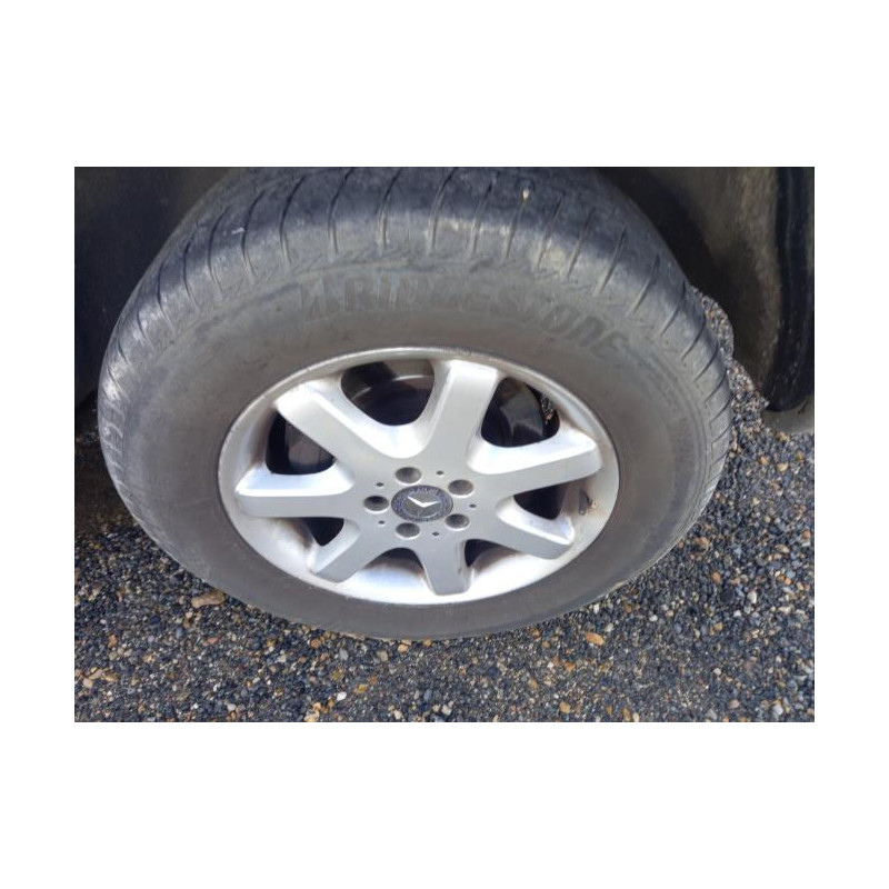 Joint de porte avant droite MERCEDES CLASSE M 163 PHASE 2 d’occasion