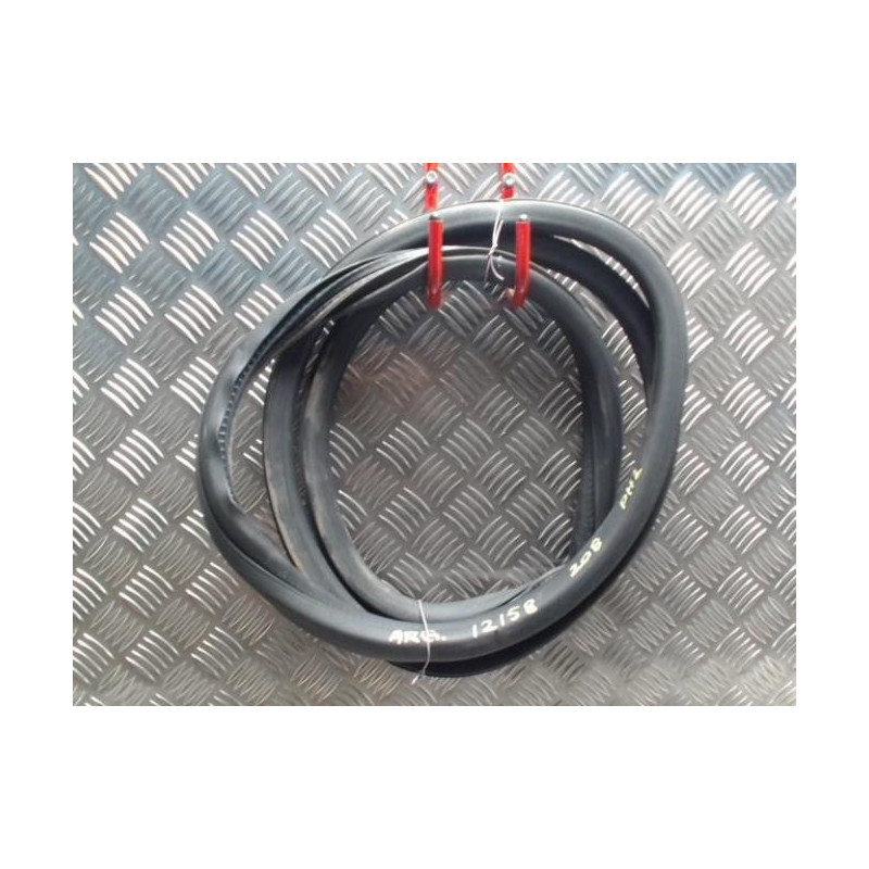 Joint de porte arriere gauche PEUGEOT 208 1 PHASE 2 d’occasion