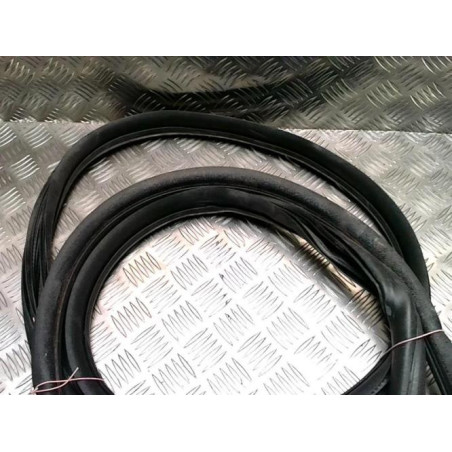 Joint de porte avant gauche CITROEN DS3 PHASE 1 d’occasion