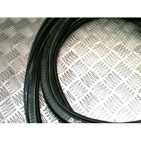 Joint de porte avant gauche OPEL ZAFIRA B PHASE 2 d’occasion