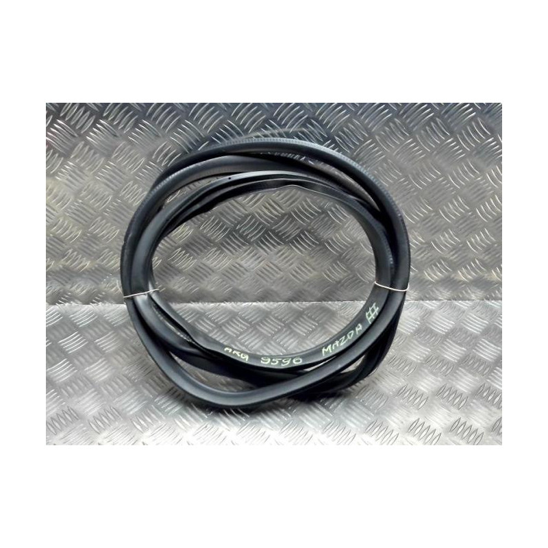 Joint de porte arriere gauche MAZDA 3 3 PHASE 1 d’occasion