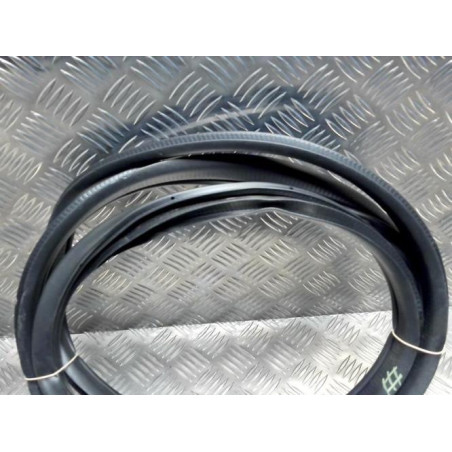Joint de porte arriere gauche MAZDA 3 3 PHASE 1 d’occasion