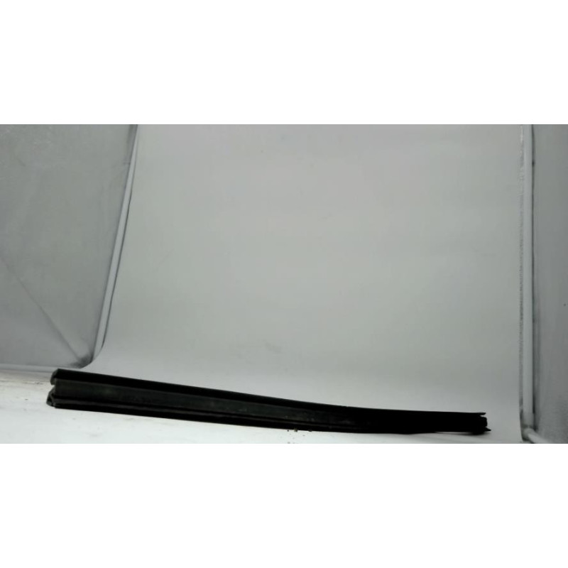 Joint de porte arriere droite PEUGEOT 306 PHASE 2 d’occasion