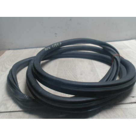Joint de porte avant gauche VOLKSWAGEN GOLF 6 d’occasion