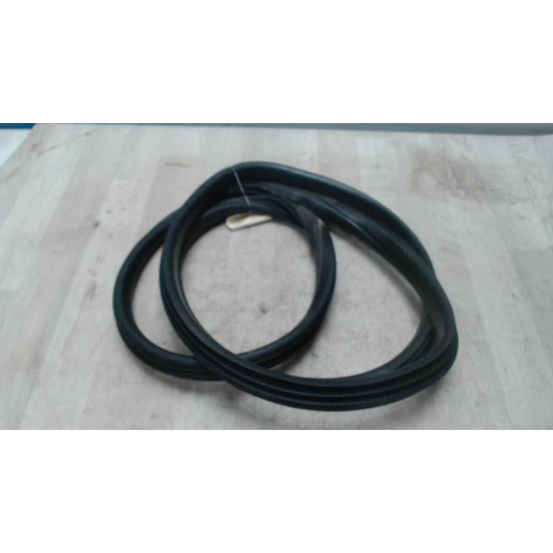 Joint de porte arriere gauche PEUGEOT 207 PHASE 1 d’occasion