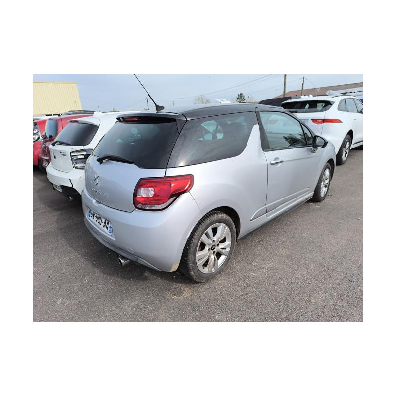 Platine feu arriere gauche CITROEN DS3 PHASE 1 d’occasion