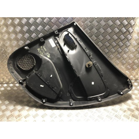 Panneau de porte arriere gauche RENAULT CLIO 4 PHASE 1 d’occasion