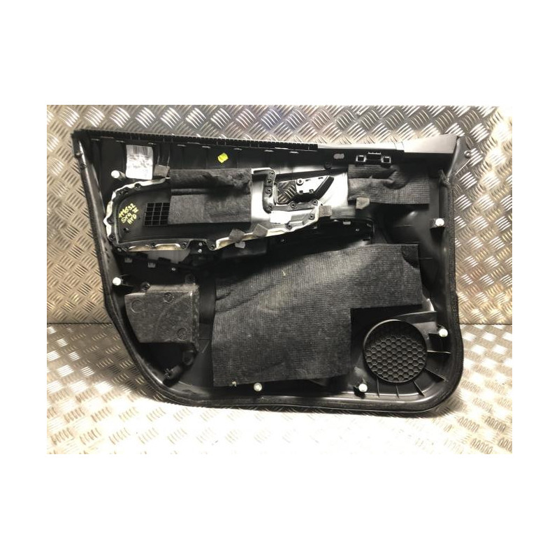 Panneau de porte avant droit SUZUKI SX4 2 S-CROSS PHASE 2 d’occasion