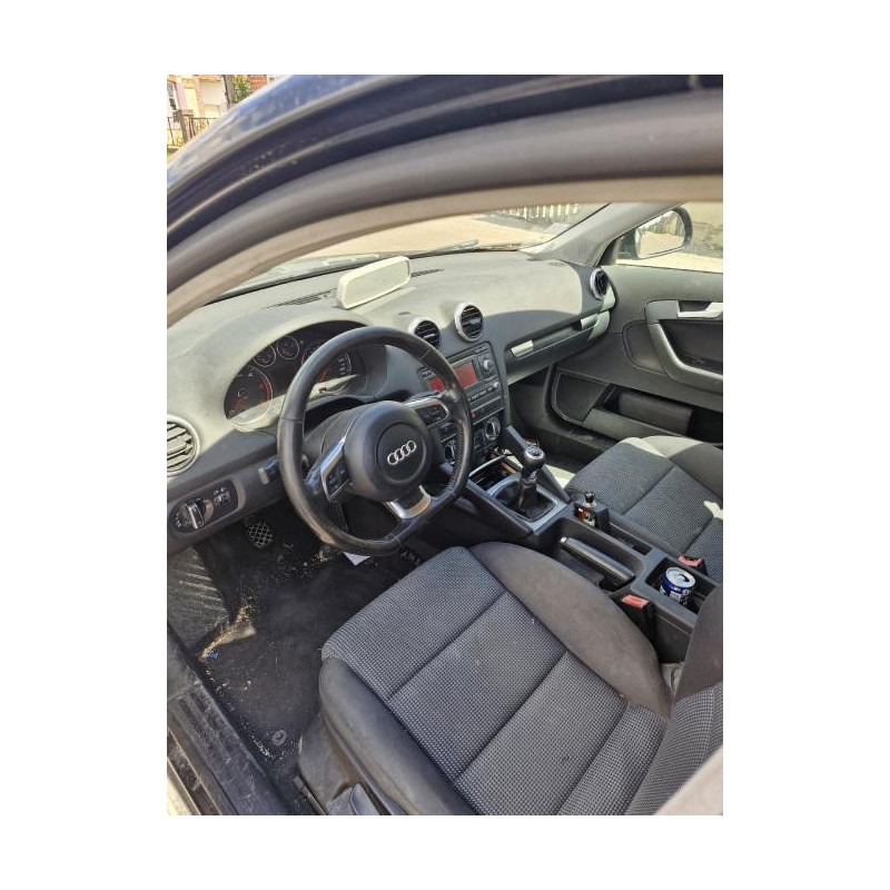Panneau de porte avant droit AUDI A3 2 SPORTBACK PHASE 2 d’occasion