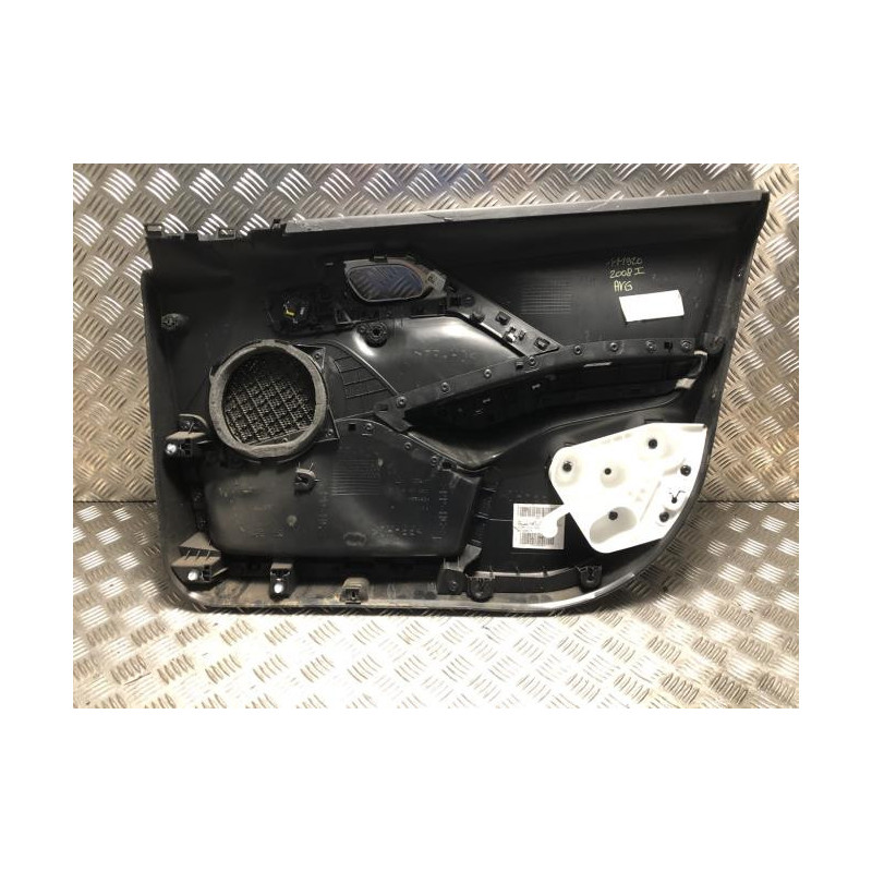 Panneau de porte avant gauche PEUGEOT 2008 1 PHASE 1 d’occasion