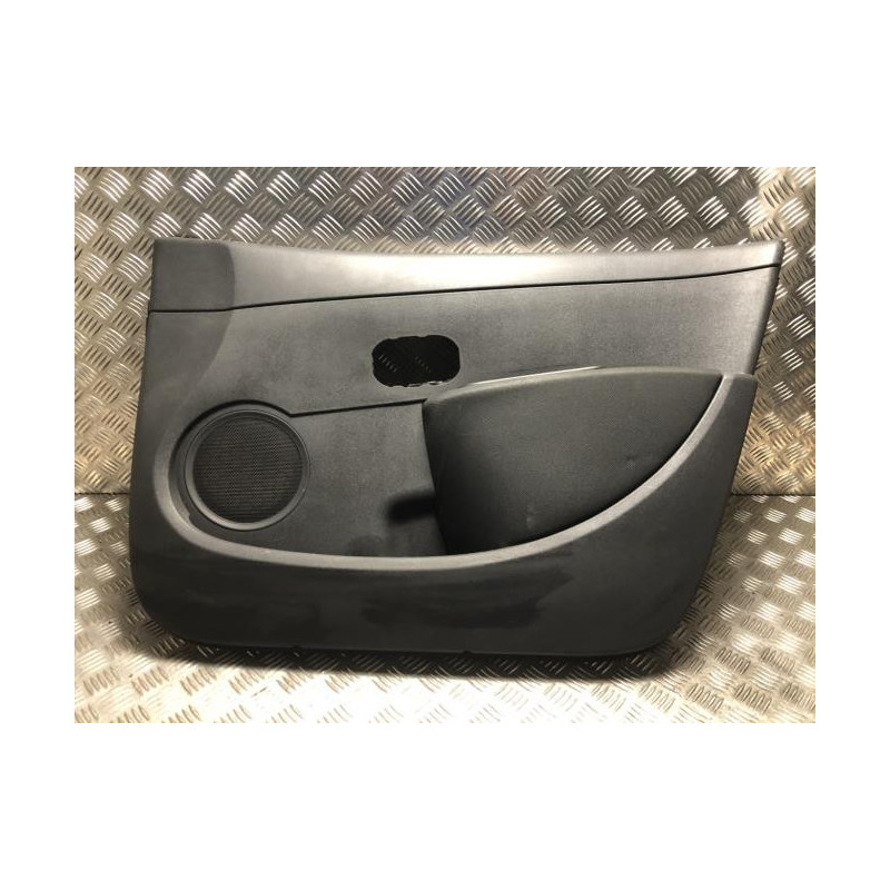 Panneau de porte avant droit RENAULT CLIO 3 PHASE 2 d’occasion