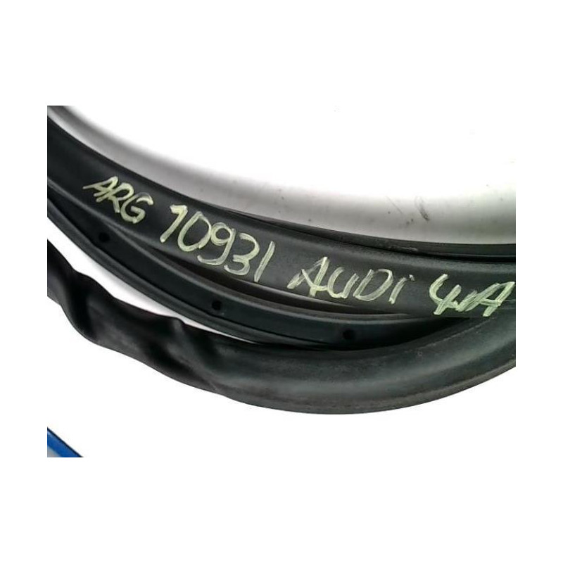 Joint de porte arriere gauche AUDI A4 2 AVANT PHASE 2 BREAK d’occasion