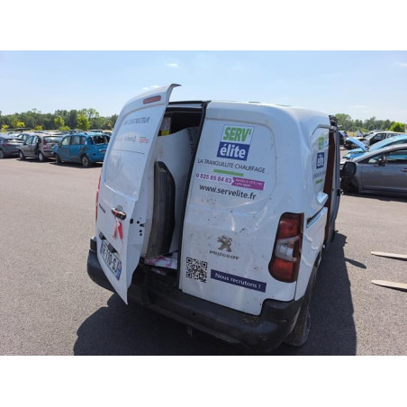 Enjoliveur anti brouillard PEUGEOT PARTNER 3 PHASE 1 d’occasion
