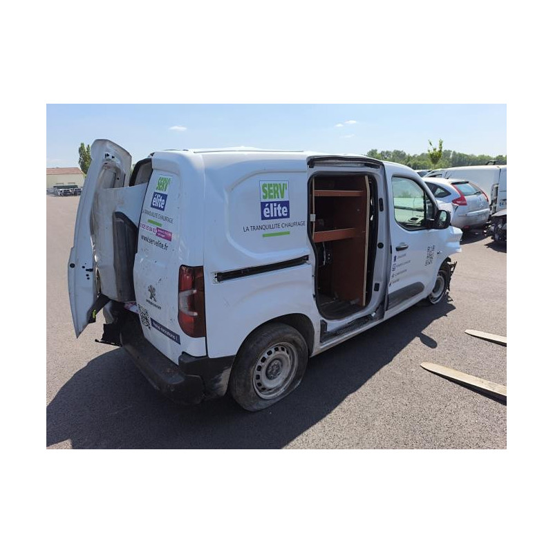 Enjoliveur anti brouillard PEUGEOT PARTNER 3 PHASE 1 d’occasion