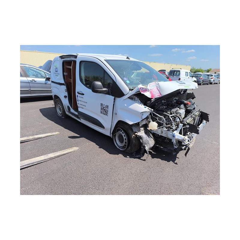 Enjoliveur anti brouillard PEUGEOT PARTNER 3 PHASE 1 d’occasion