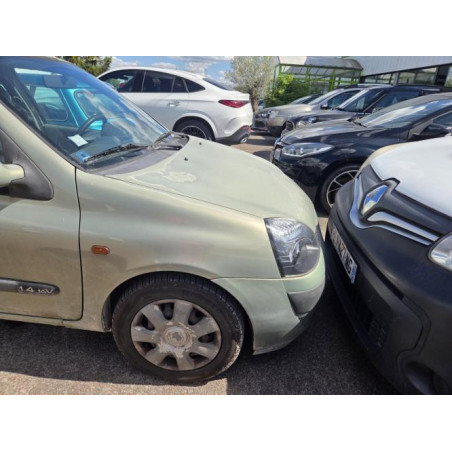 Platine feu arriere gauche RENAULT CLIO 2 PHASE 2 d’occasion