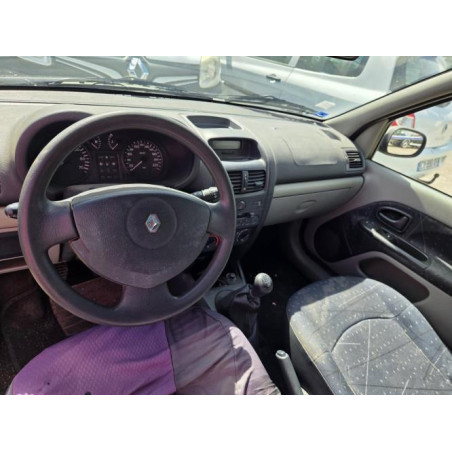 Platine feu arriere gauche RENAULT CLIO 2 PHASE 2 d’occasion