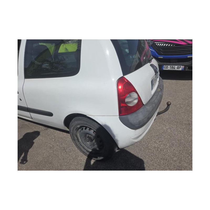 Feu arriere principal droit (feux) RENAULT CLIO 2 PHASE 2 d’occasion