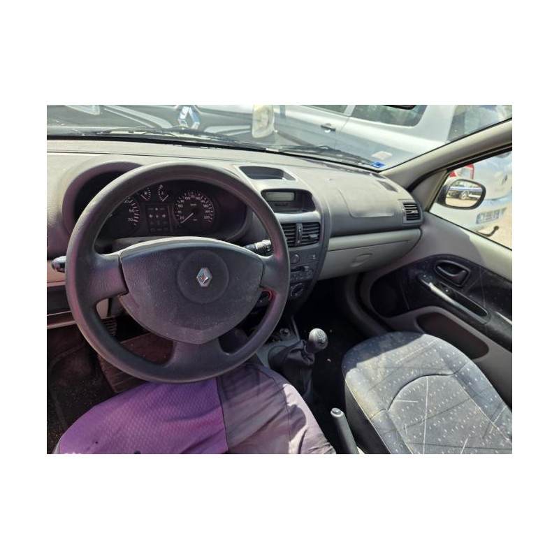 Baie de pare brise RENAULT CLIO 2 PHASE 2 d’occasion