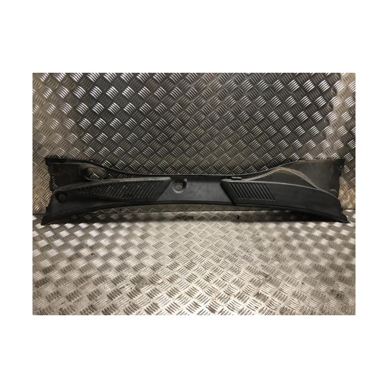 Baie de pare brise RENAULT CLIO 2 PHASE 2 d’occasion
