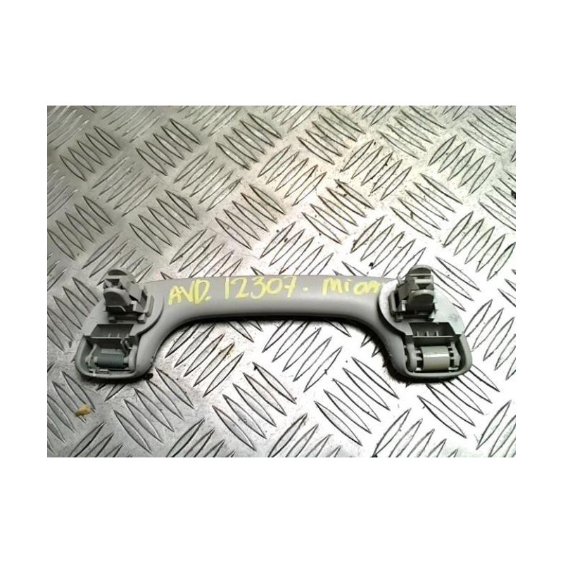 Poignee de maintien avant droit NISSAN MICRA 3 PHASE 3 d’occasion