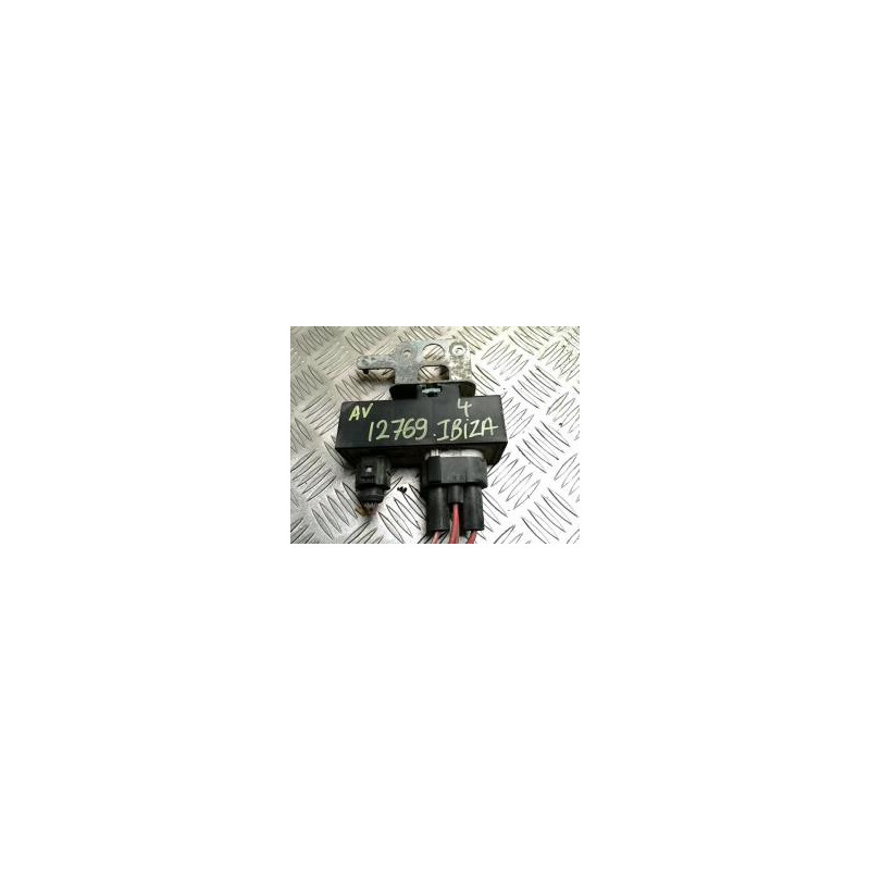 Relais de prechauffage SEAT IBIZA 4 PHASE 1 d’occasion