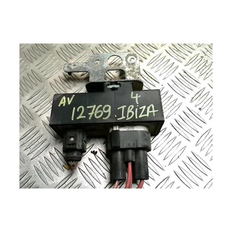Relais de prechauffage SEAT IBIZA 4 PHASE 1 d’occasion