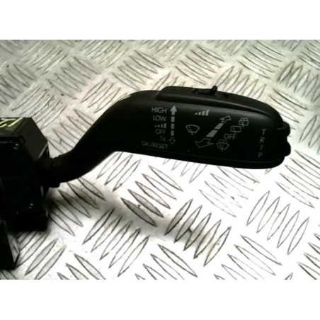 Com (Bloc Contacteur Tournant+Commodo Essuie Glace+Commodo Phare) SEAT IBIZA 4 PHASE 1 d’occasion