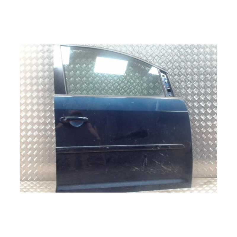 Porte avant droit VOLKSWAGEN TOURAN 2 d’occasion