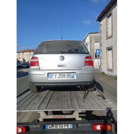 Capot VOLKSWAGEN GOLF 4 d’occasion