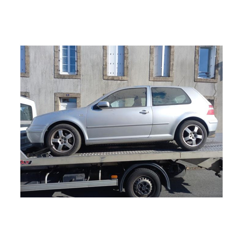 Capot VOLKSWAGEN GOLF 4 d’occasion